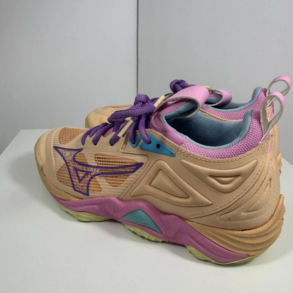 Mizuno Wave Momentum 3 Volleyball Women Size 5 Peach Purple V1GA2312 Sneakers